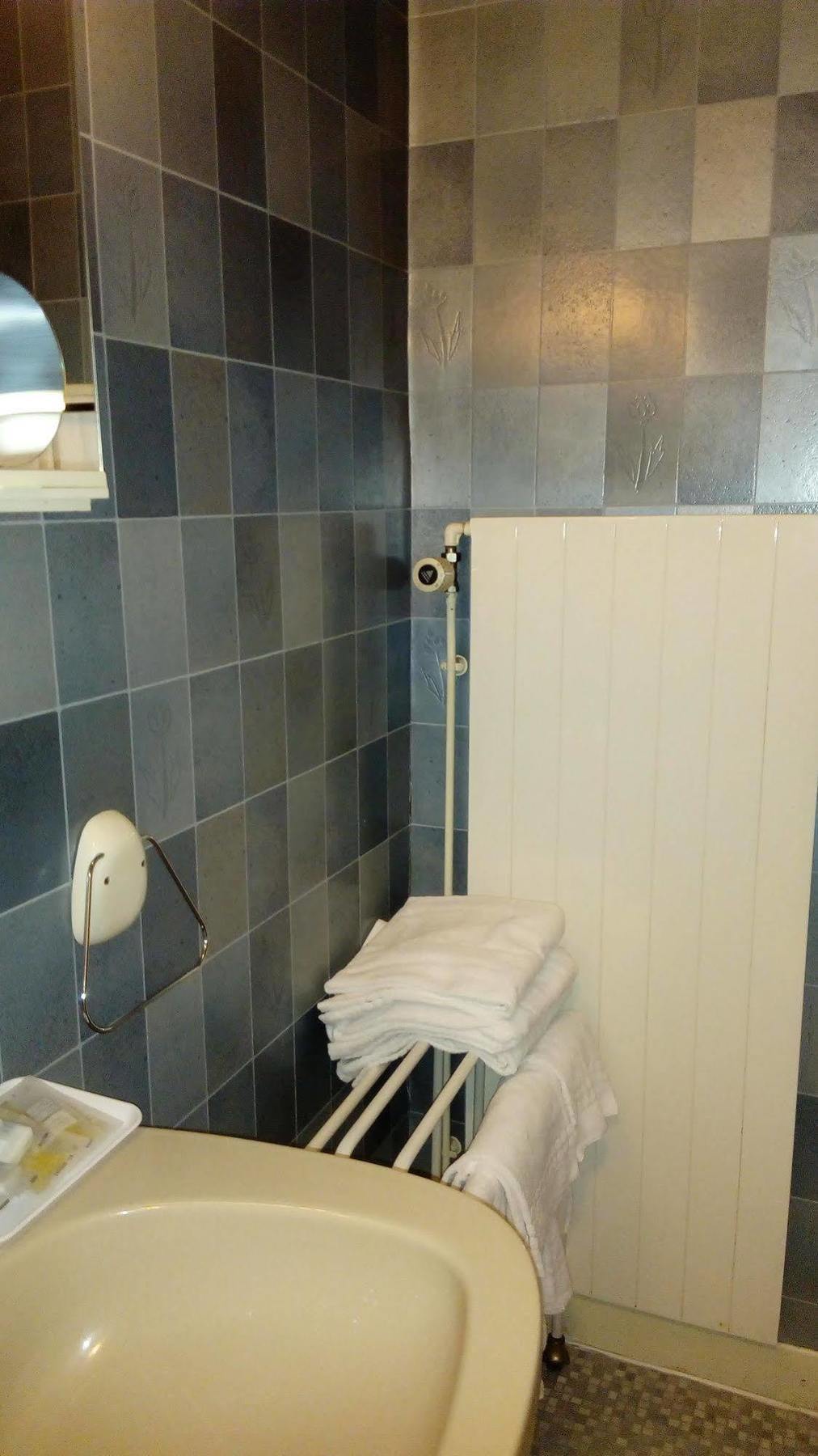Hotel Nice Flore Vichy Exterior foto