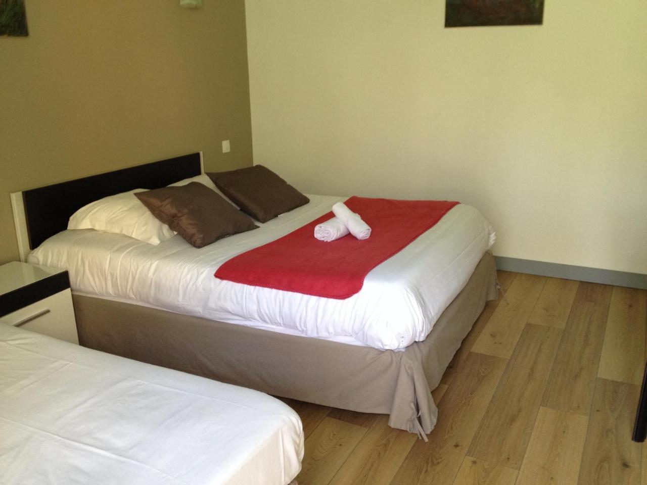 Hotel Nice Flore Vichy Exterior foto